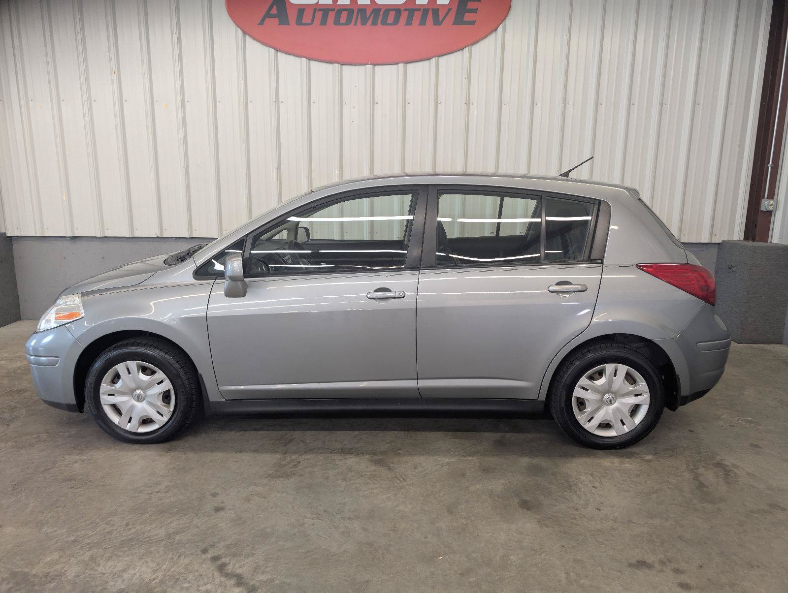 Used 2011 Nissan Versa 1.8 S w/ Plus Pkg FWD image 16