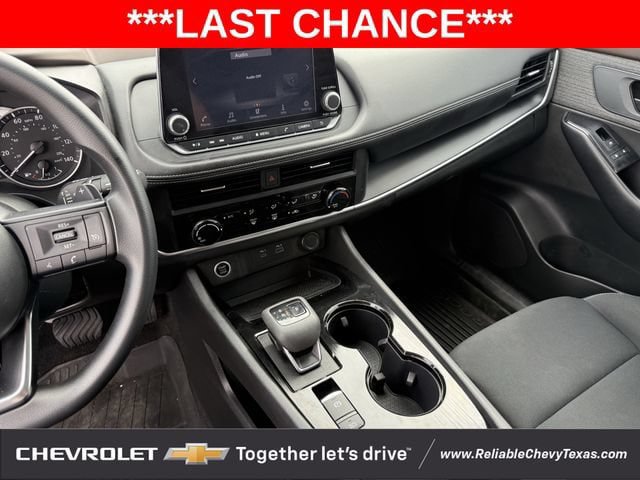 Used 2023 Nissan Rogue S FWD image 18