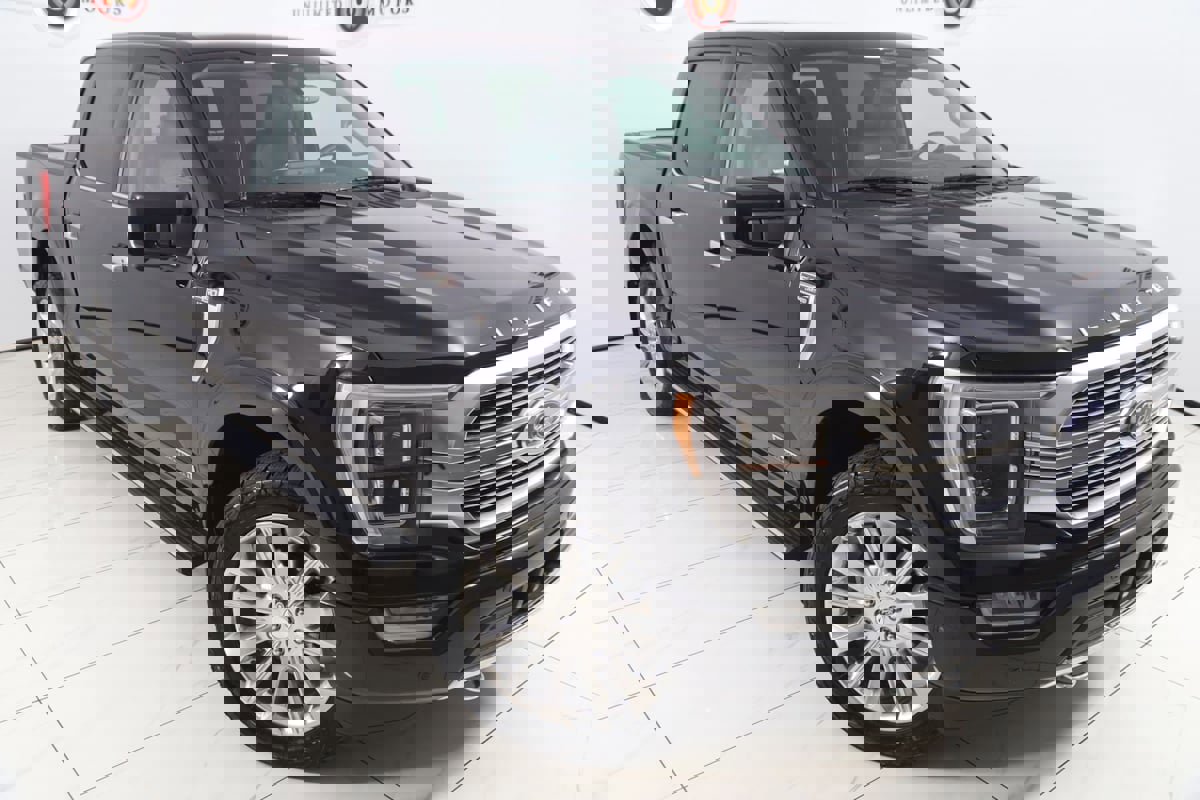 Used 2023 Ford F150 Limited image 22