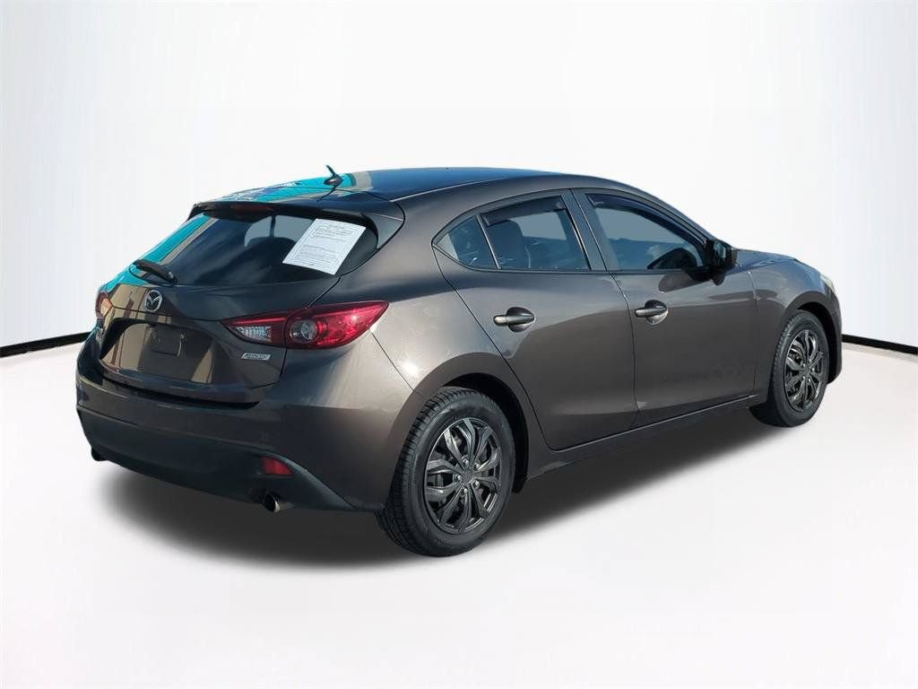 Used 2016 MAZDA MAZDA3 i Sport FWD image 5