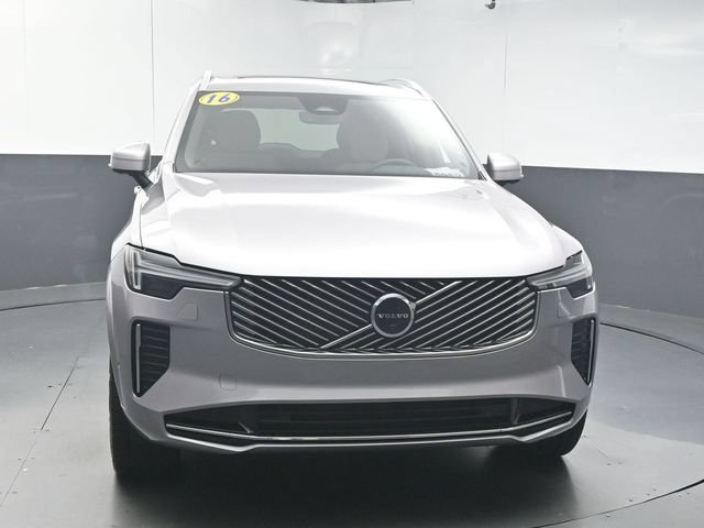 Used 2026 Volvo XC90 B6 Plus w/ Protection Package Premier AWD/4WD image 3