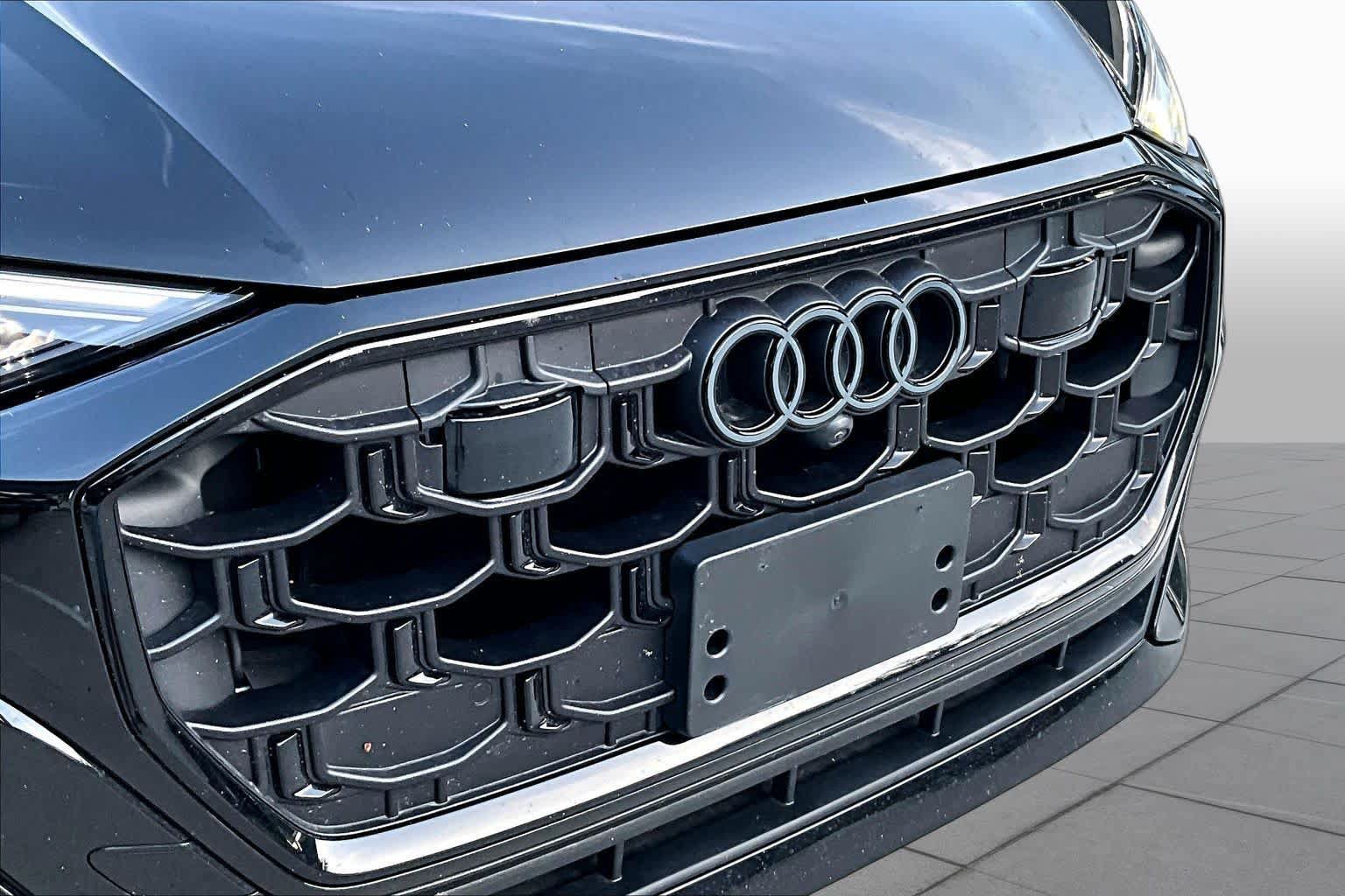 Used 2026 Audi Q8 Premium Plus AWD/4WD image 31