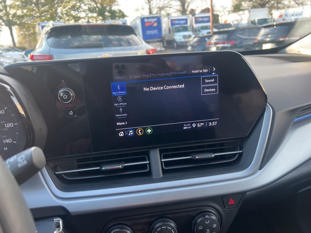 Used 2025 Chevrolet Trax LS image 6