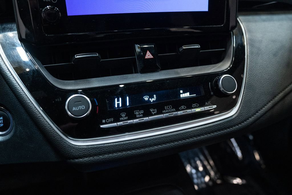 Certified 2023 Toyota Corolla SE image 25