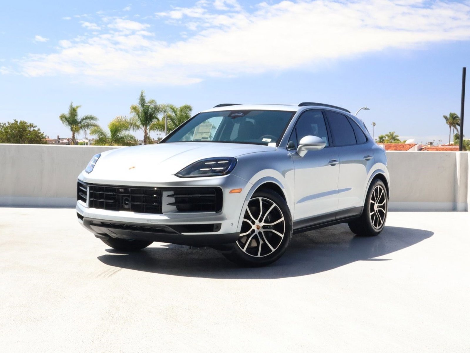 New 2026 Porsche Cayenne image 1