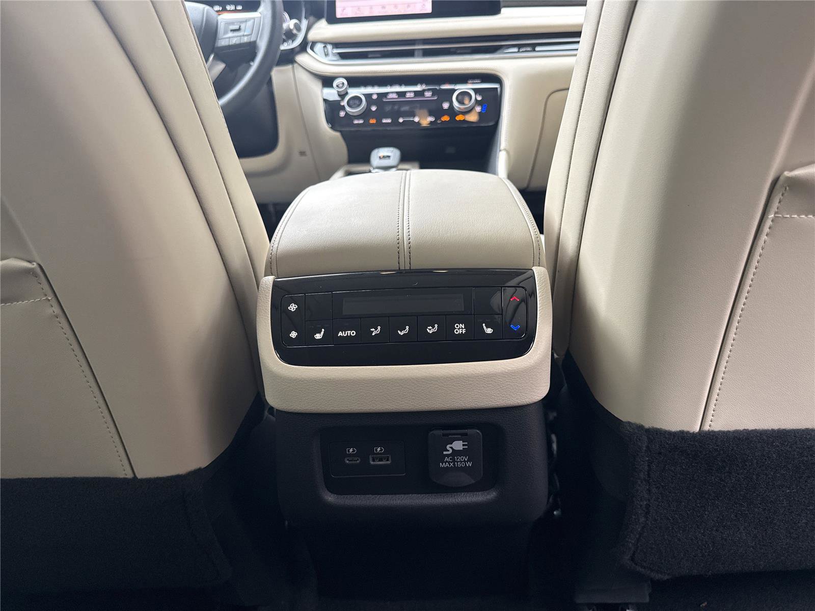 Used 2025 INFINITI QX60 Sensory w/ Vision Package image 26