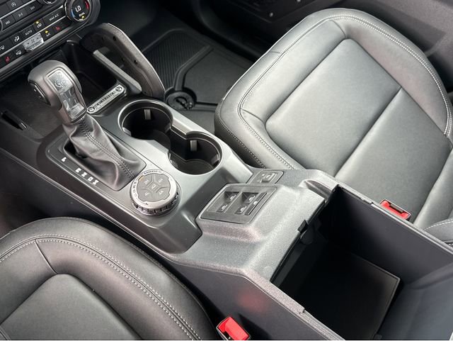 New 2025 Ford Bronco Badlands image 34