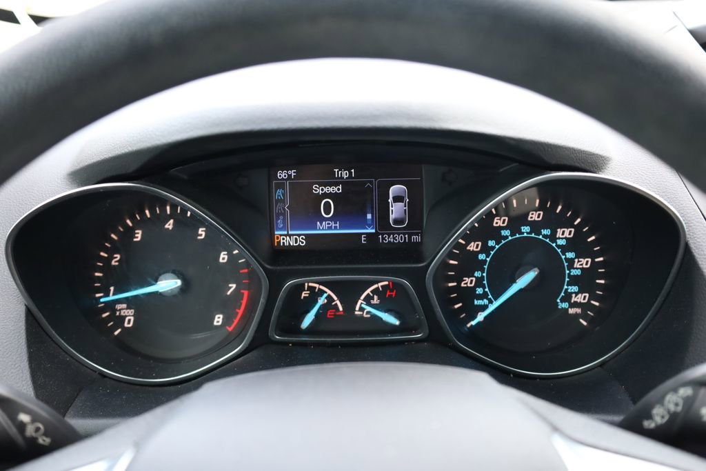 Used 2016 Ford Escape SE FWD image 11