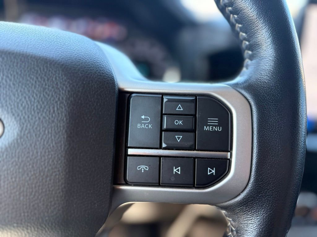 Used 2024 Ford Expedition Max XLT image 25