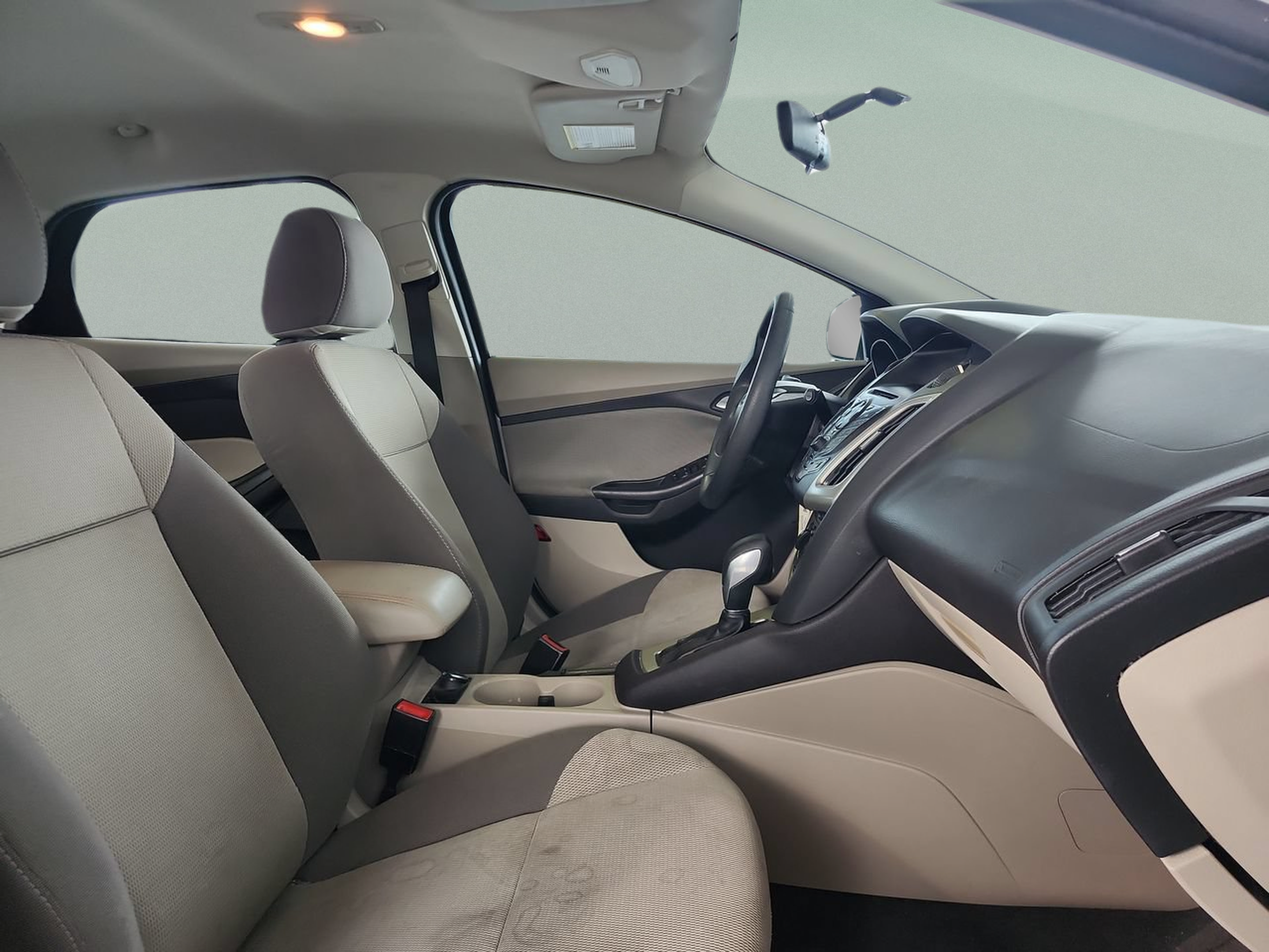 Used 2014 Ford Focus SE FWD image 19