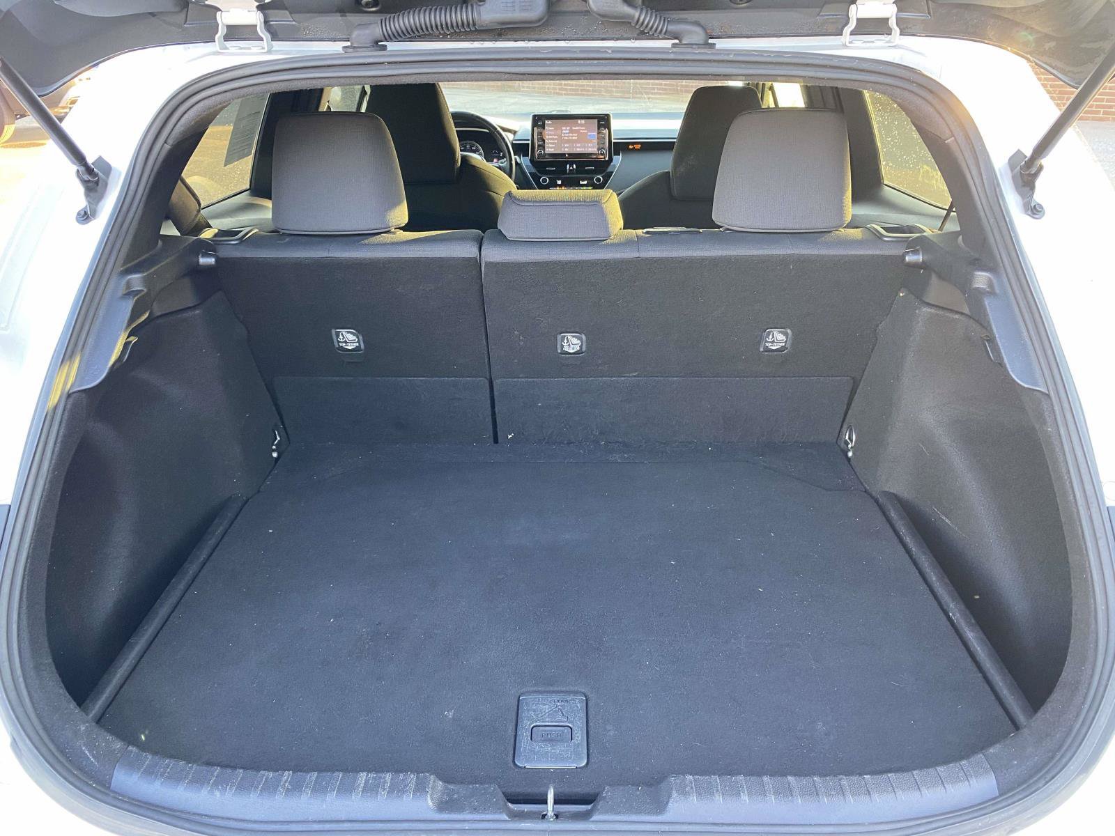 Used 2021 Toyota Corolla SE FWD image 19