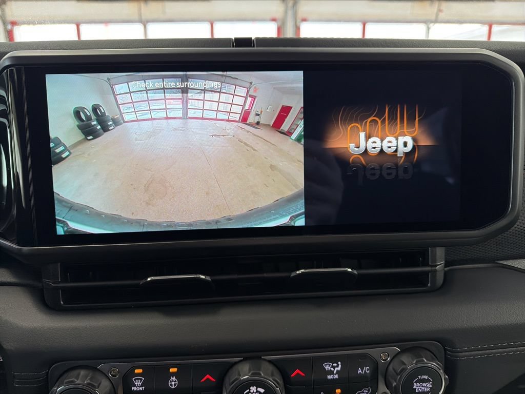 New 2026 Jeep Wrangler Unlimited Rubicon AWD/4WD image 17