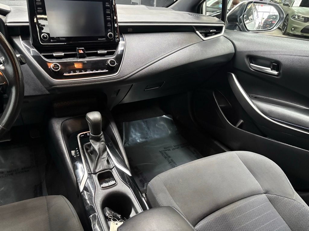 Used 2022 Toyota Corolla SE FWD image 32