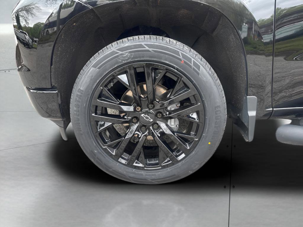 Used 2022 Chevrolet Silverado 1500 RST AWD/4WD image 5