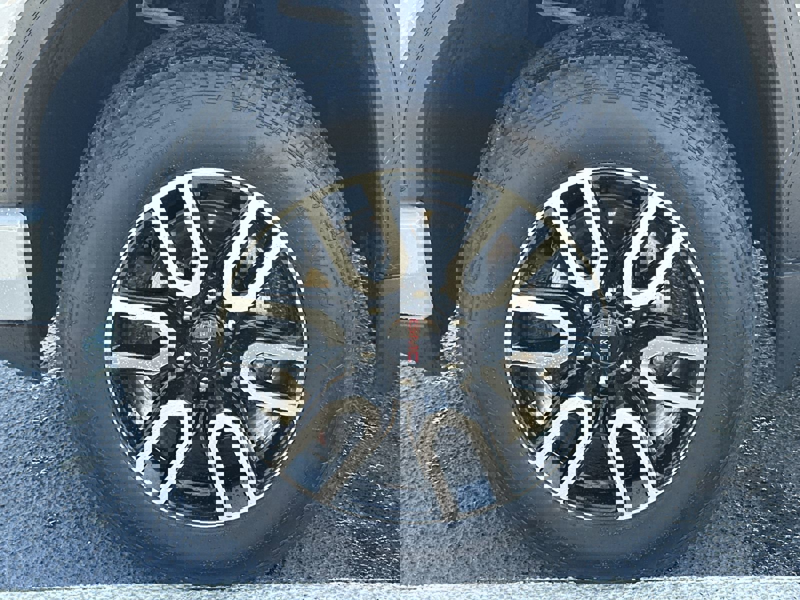 Used 2024 GMC Sierra 1500 AT4 w/ Technology Package image 13