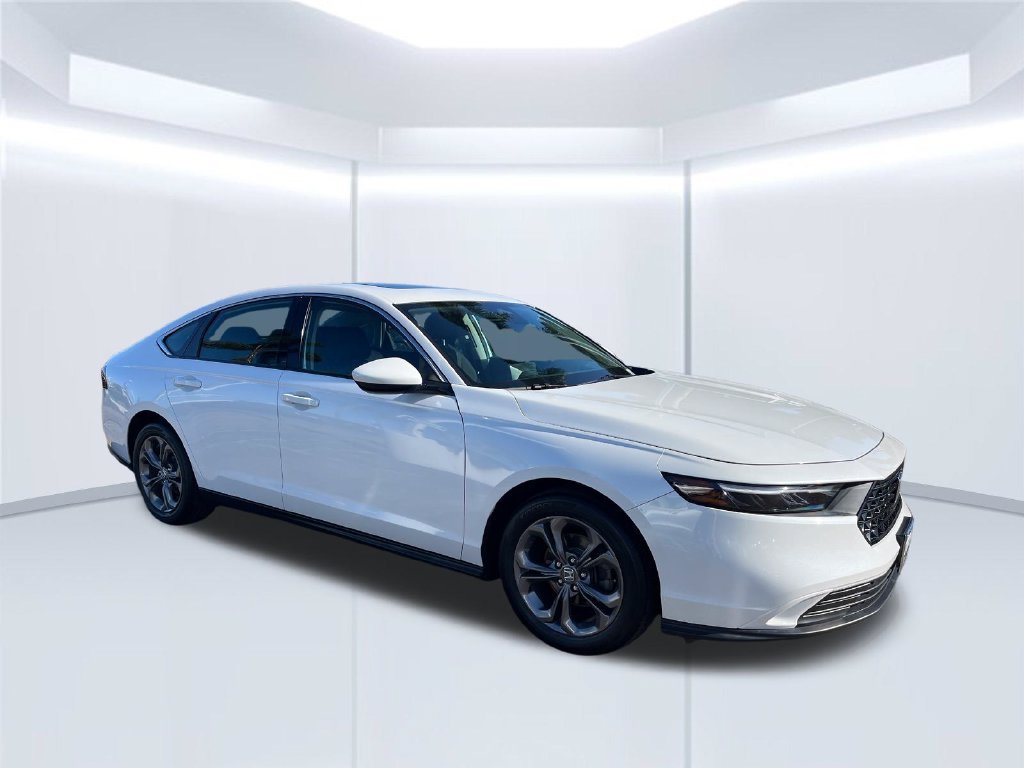 Certified 2024 Honda Accord EX image 7