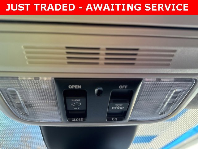 Used 2025 Honda Odyssey Touring image 18