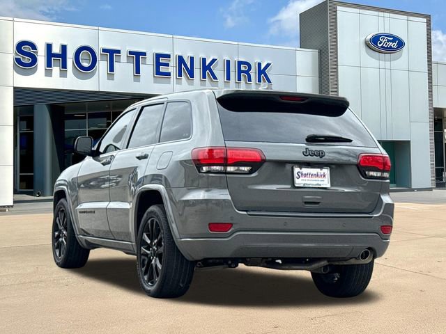 Used 2021 Jeep Grand Cherokee Laredo X image 6