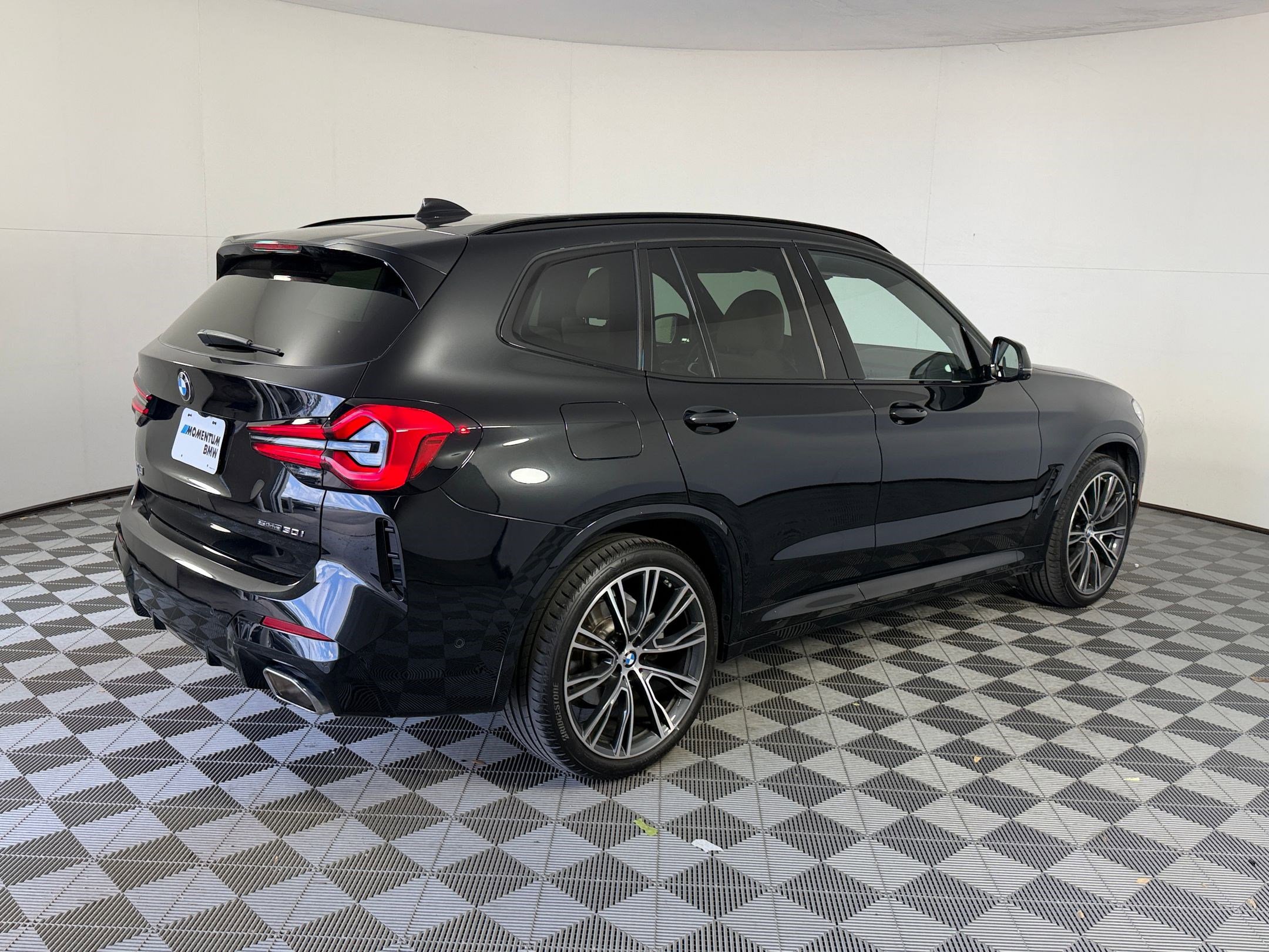 Certified 2024 BMW X3 sDrive30i w/ Premium Package w/ZPA RWD image 9