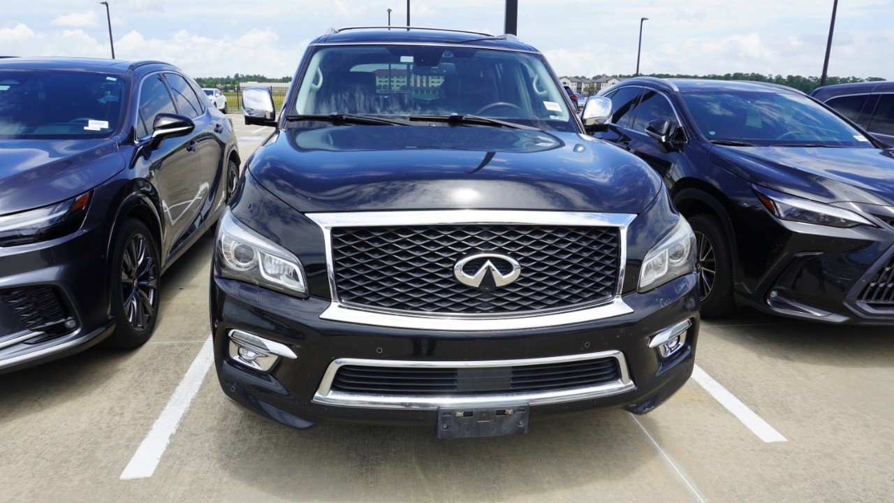 Used 2015 INFINITI QX80 2WD w/ Deluxe Technology Package image 2