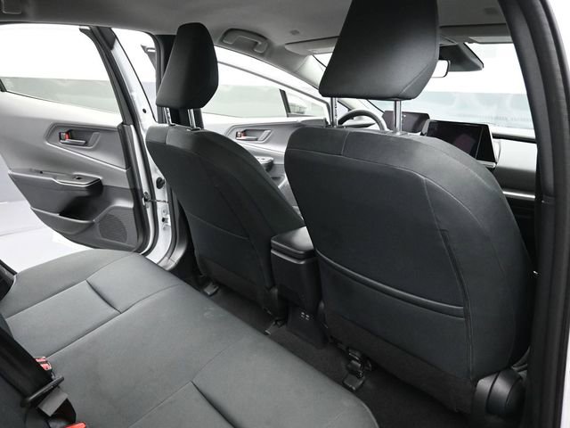 Used 2025 Toyota Prius LE FWD image 21