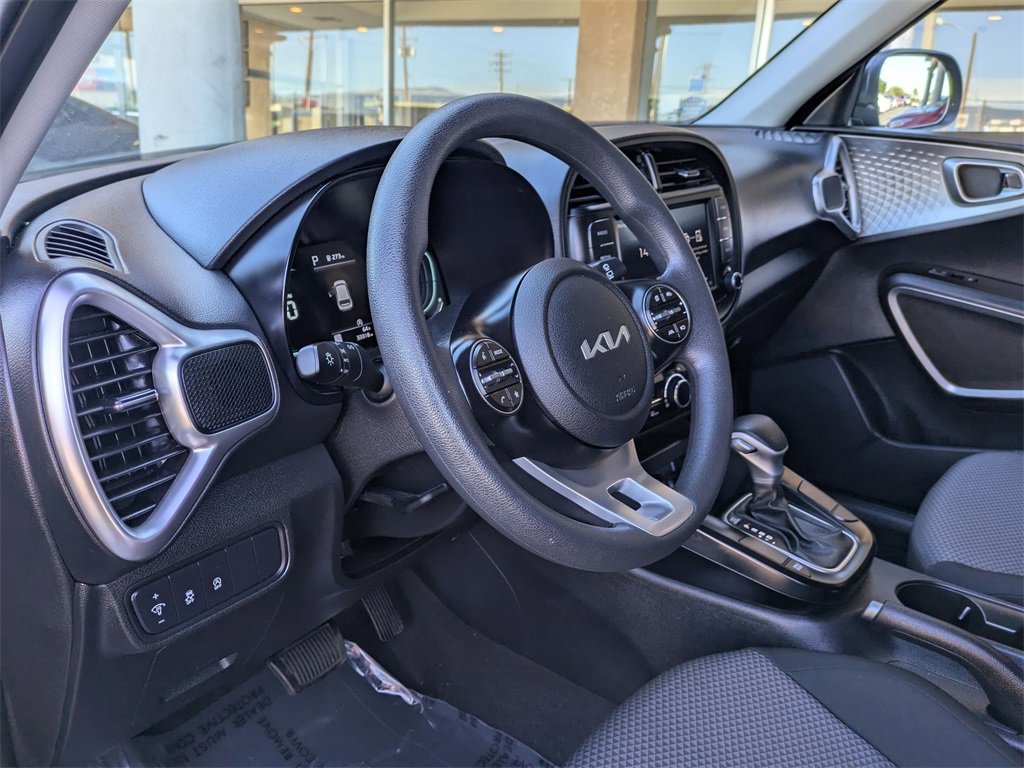 Used 2024 Kia Soul LX w/ Option Group 015 image 15