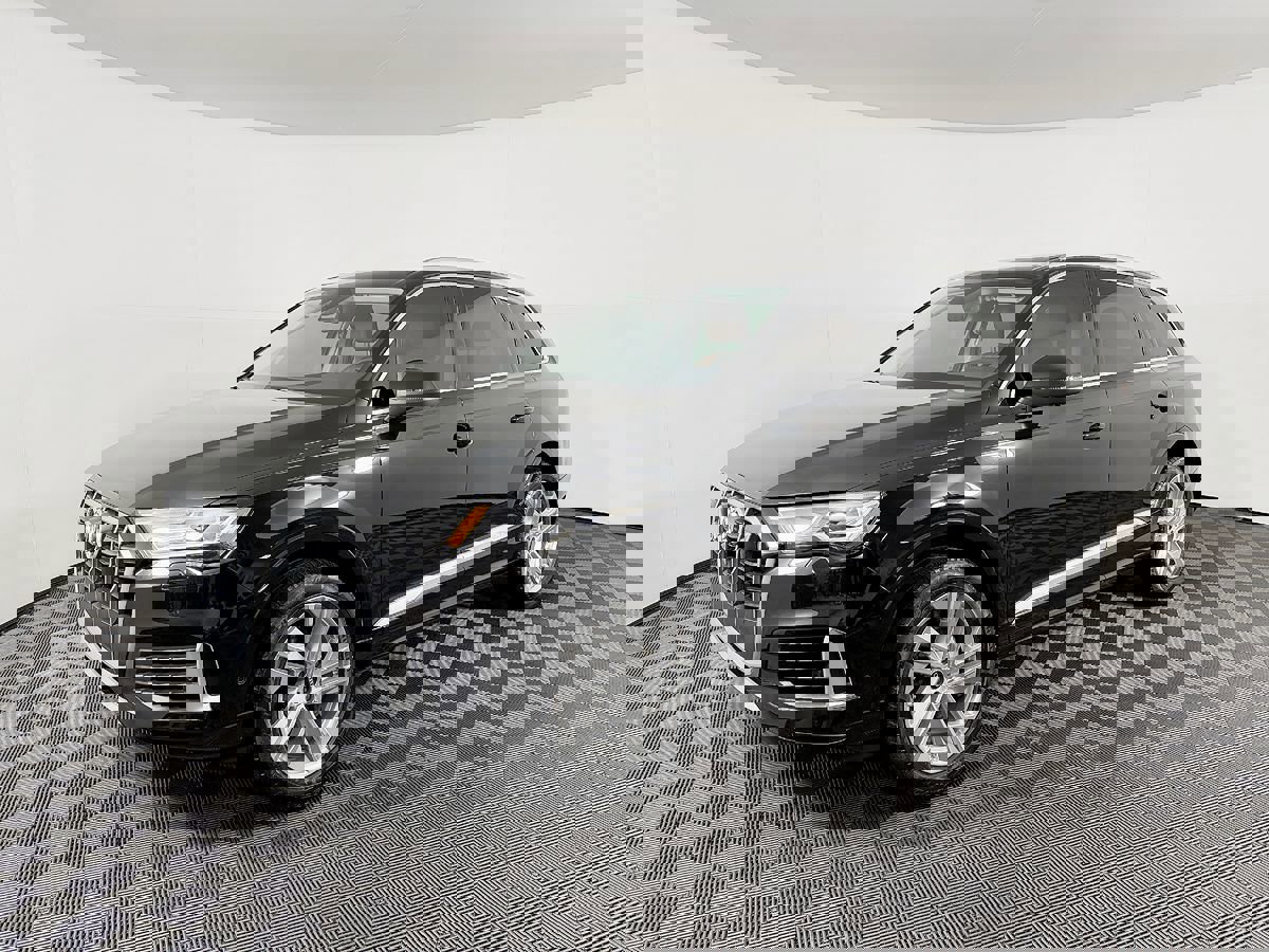 Used 2022 Audi Q7 Premium Plus w/ Premium Plus Package image 2