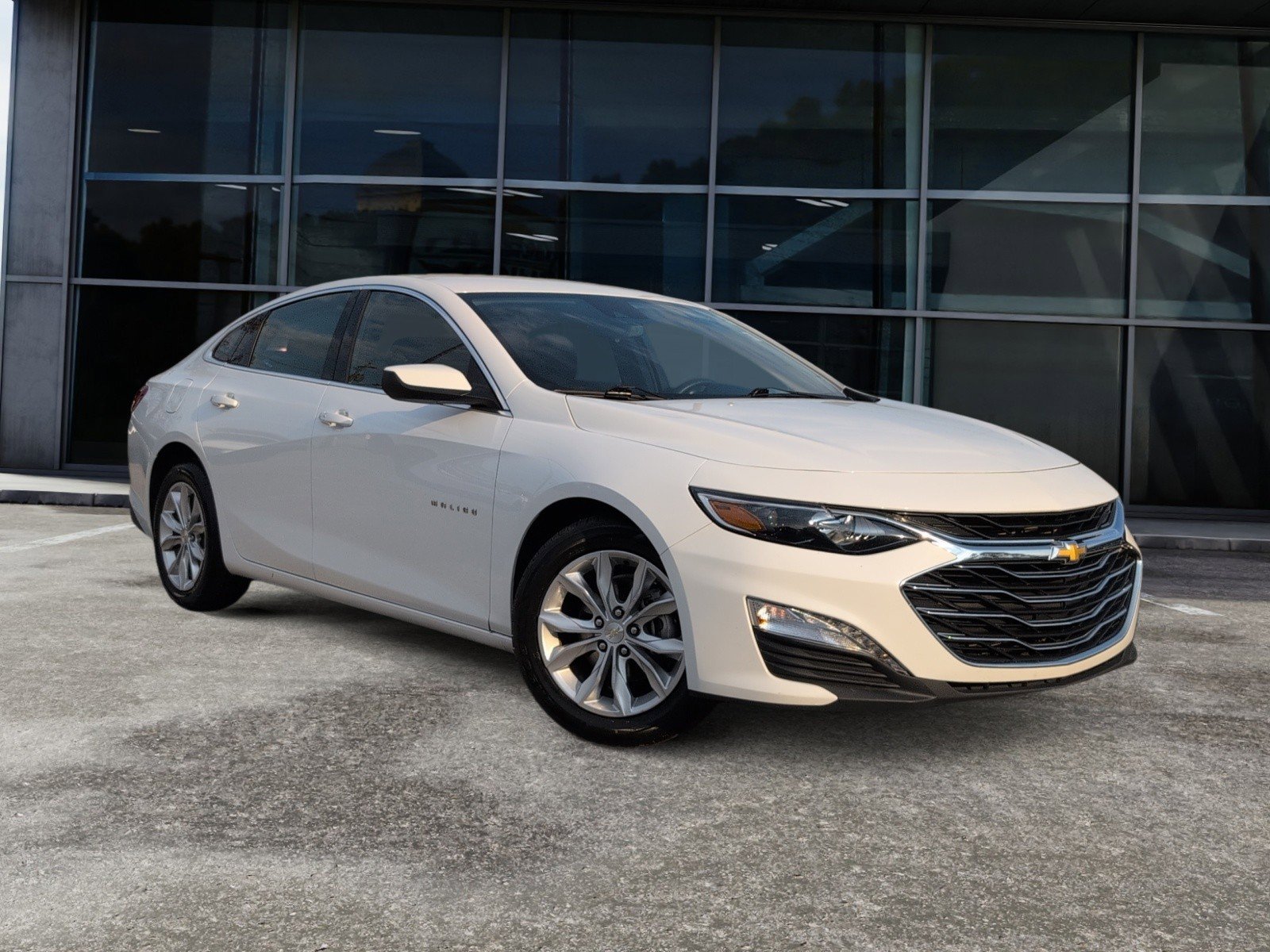 Used 2024 Chevrolet Malibu LT