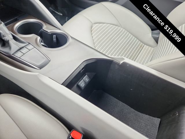 Used 2023 Toyota Camry SE image 38