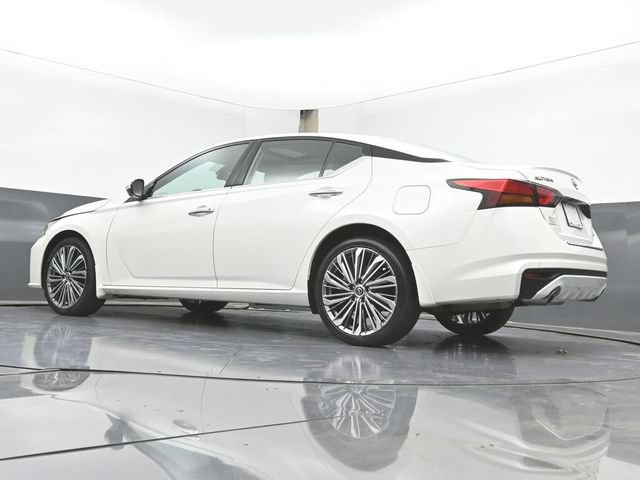 Used 2023 Nissan Altima 2.5 SL AWD/4WD image 43
