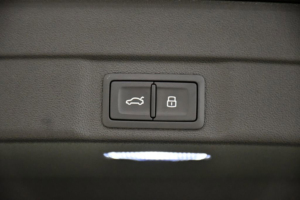 Used 2025 Audi A5 2.0T Premium w/ Convenience Package image 56