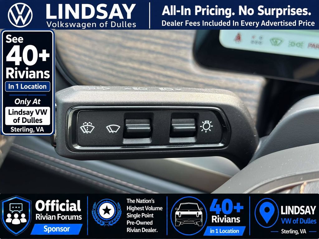 Used 2025 Rivian R1T Premium AWD/4WD image 23