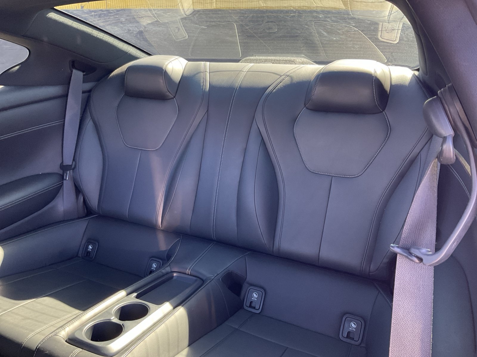 Used 2017 INFINITI Q60 2.0t w/ Moonroof Package RWD image 19