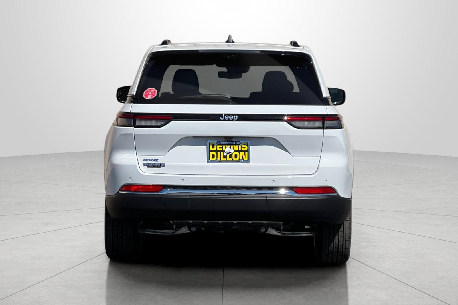 New 2024 Jeep Grand Cherokee Limited 4xe w/ Luxury Tech Group II image 6