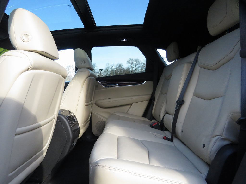 Used 2017 Cadillac XT5 Premium Luxury image 21