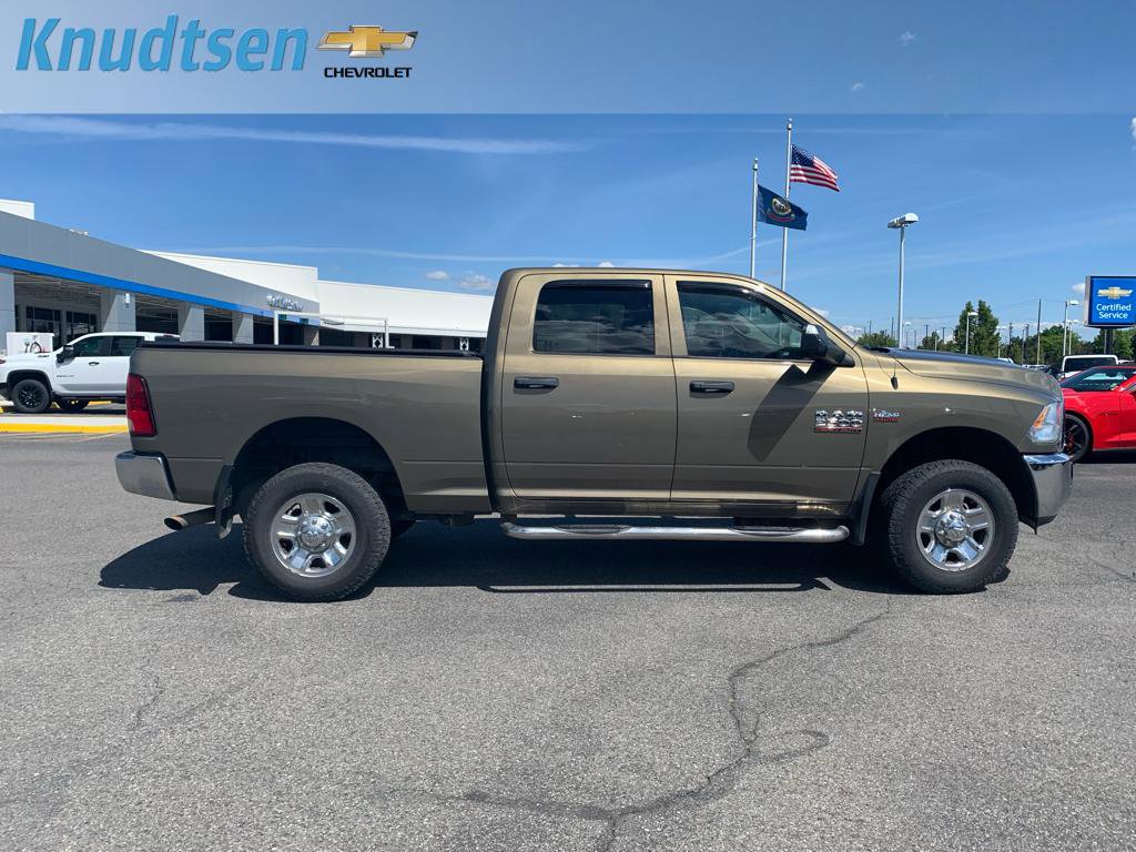 Used 2014 RAM 2500 Tradesman w/ Chrome Appearance Group AWD/4WD image 8