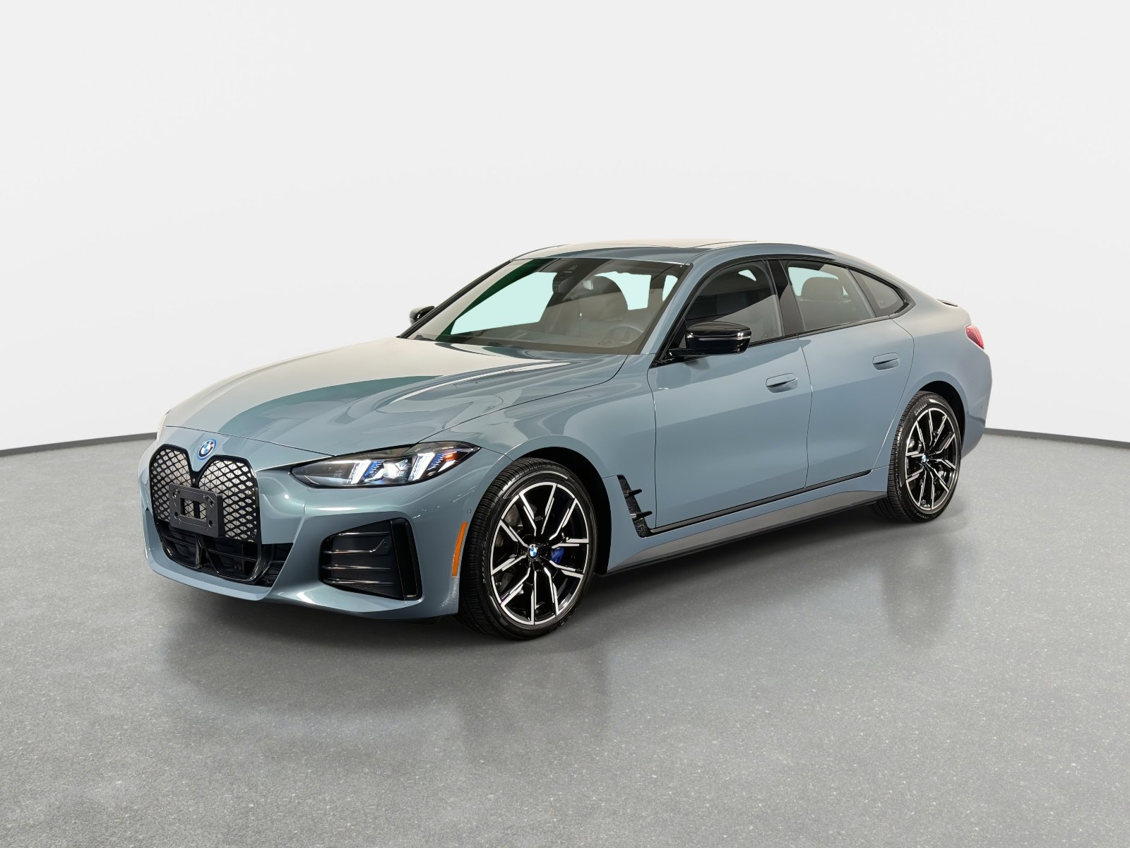 Used 2025 BMW i4 xDrive40i w/ M Sport Package image 7