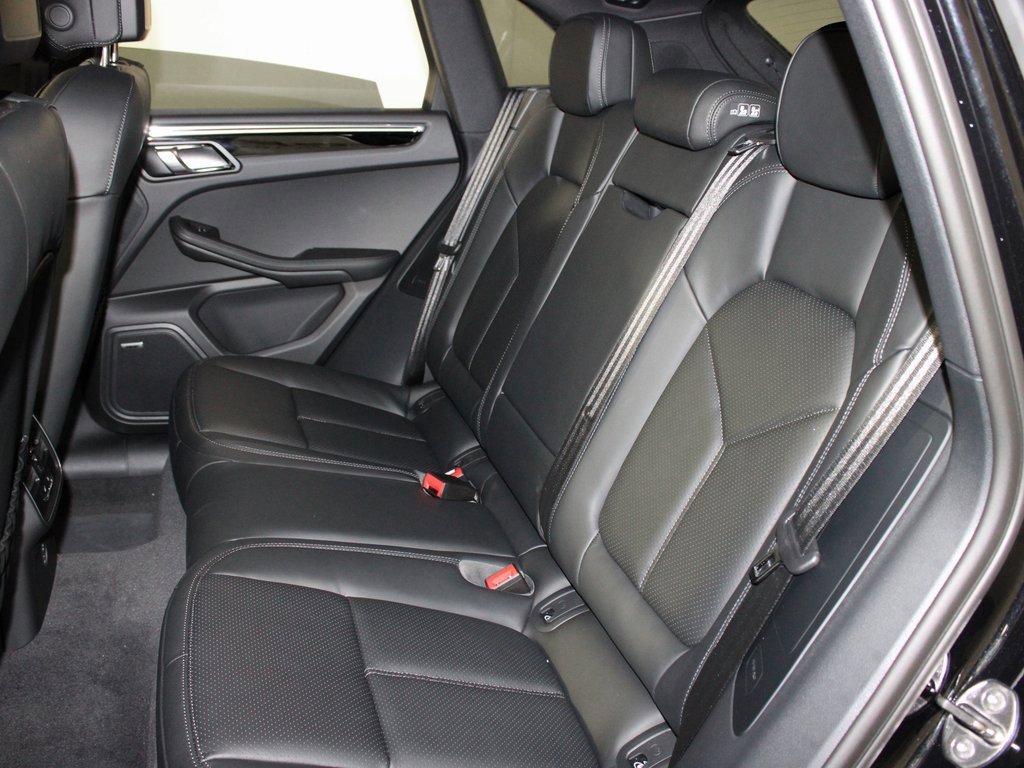 New 2026 Porsche Macan S image 34