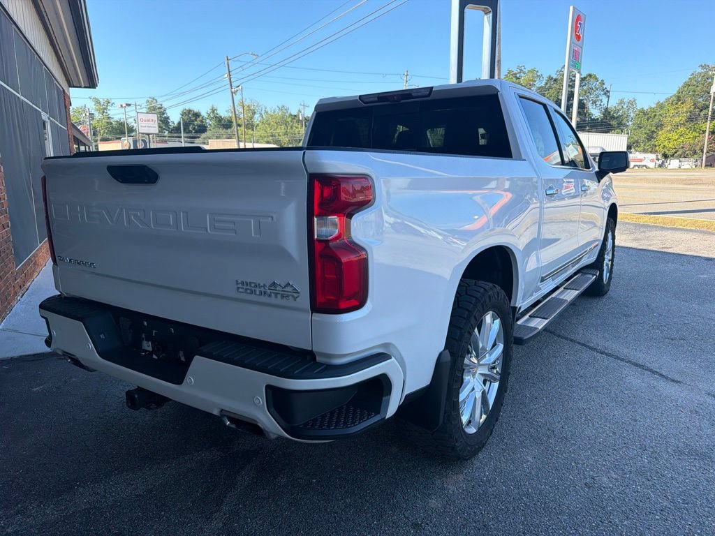 Used 2022 Chevrolet Silverado 1500 High Country w/ High Country Premium Package AWD/4WD image 5