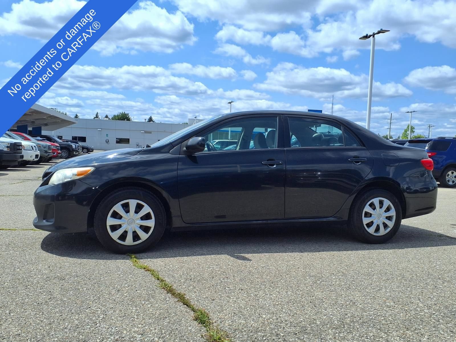 Used 2011 Toyota Corolla LE FWD image 9