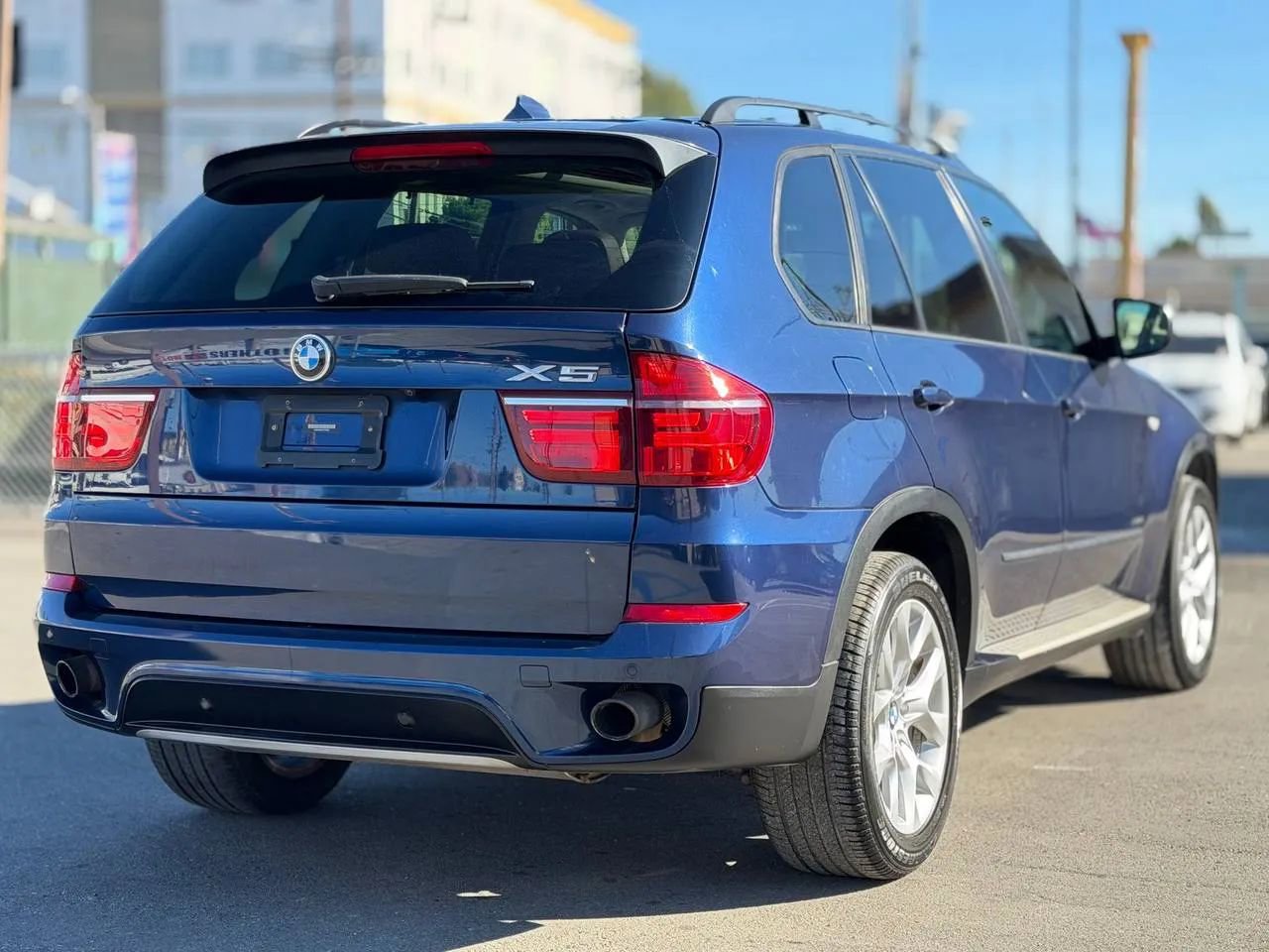 Used 2012 BMW X5 xDrive35i image 16