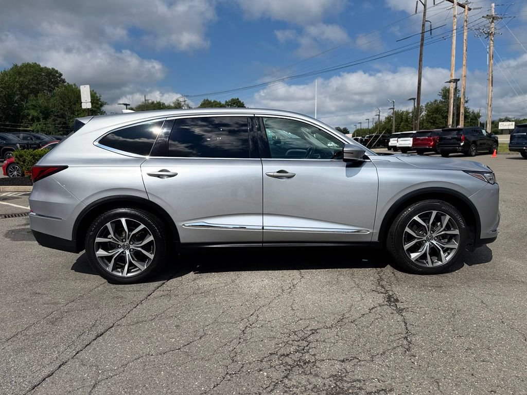 Used 2023 Acura MDX w/ Technology Package AWD/4WD image 8