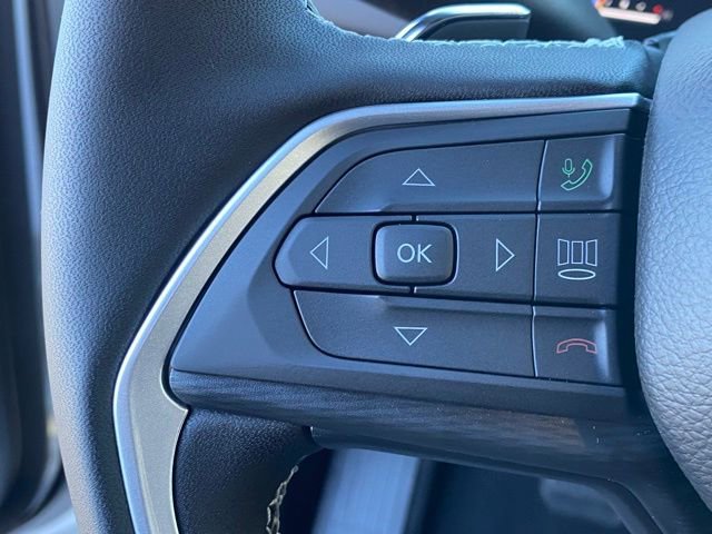 New 2025 Jeep Grand Cherokee Altitude AWD/4WD image 17