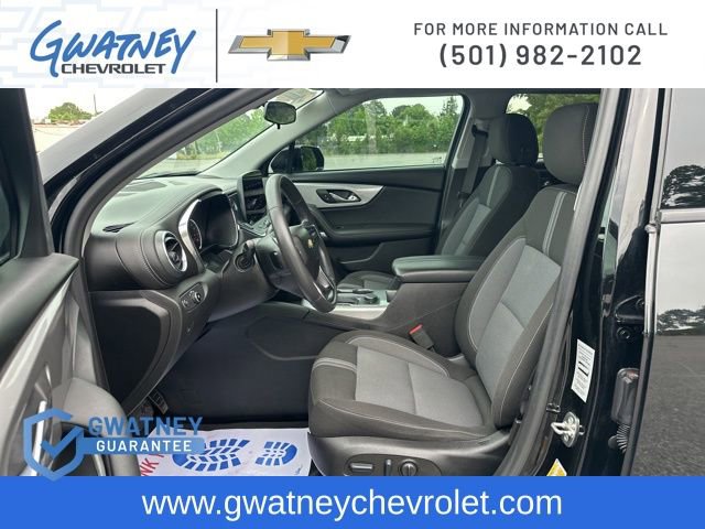 Used 2023 Chevrolet Blazer LT FWD image 23