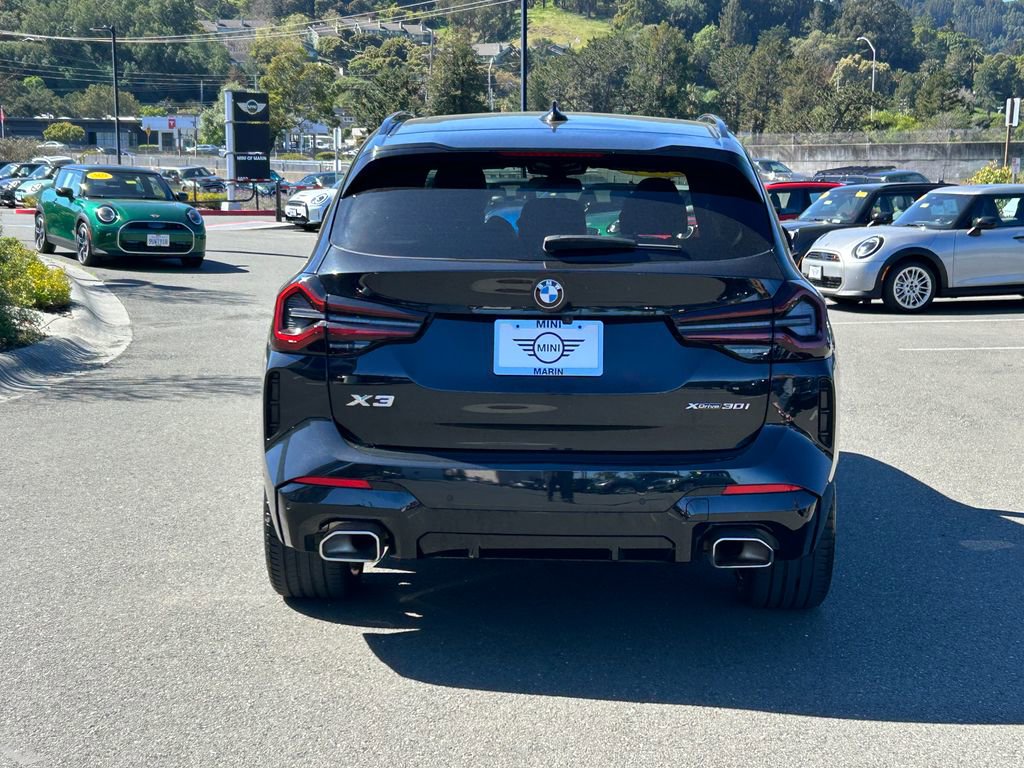 Used 2024 BMW X3 xDrive30i w/ M Sport Package image 4