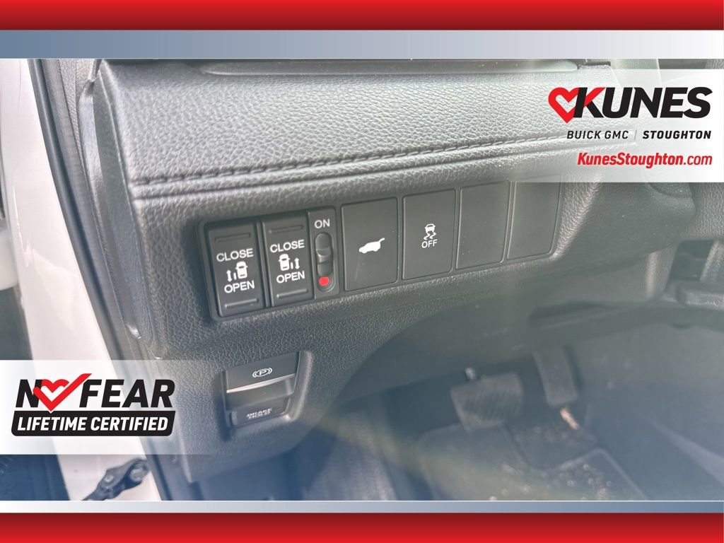 Used 2025 Honda Odyssey Sport-L image 25