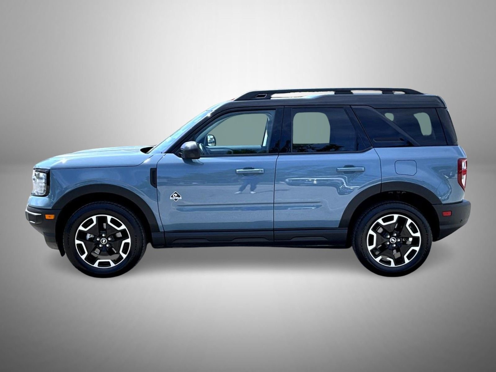 Used 2023 Ford Bronco Sport Outer Banks w/ Tech Package AWD/4WD image 8