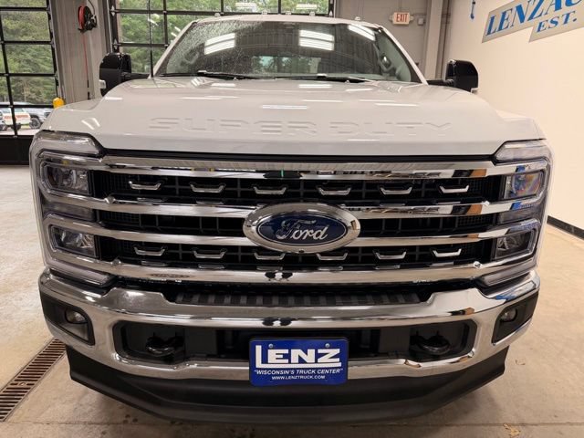 Used 2026 Ford F350 Lariat AWD/4WD image 3