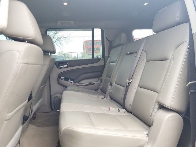 Used 2020 Chevrolet Suburban LT w/ Luxury Package image 9