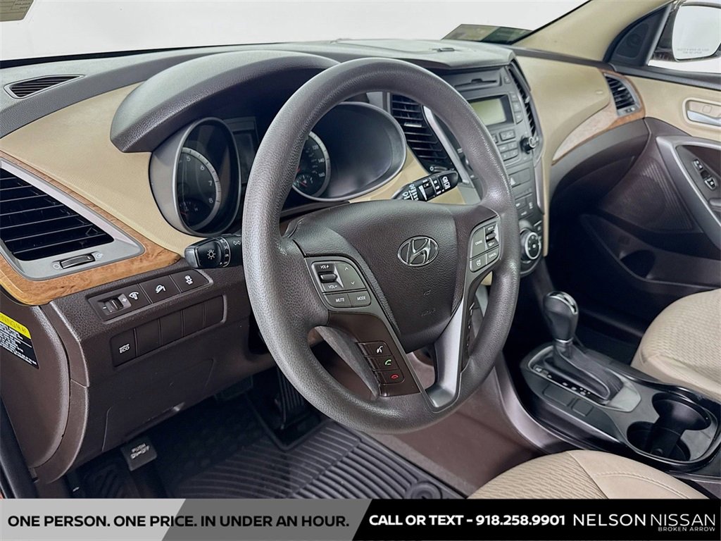 Used 2016 Hyundai Santa Fe Sport image 9